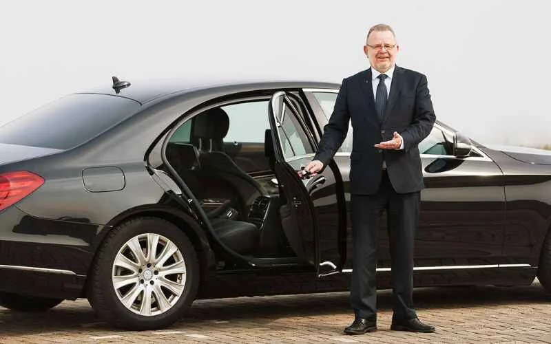 Chauffeur Service for Meet and Greet Taxi Service in Berlin.